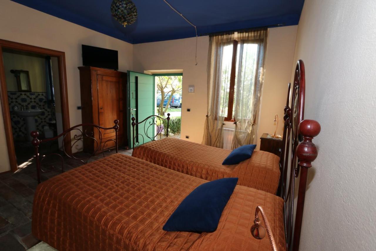 B&B Coco Loco Sesto Calende Bagian luar foto