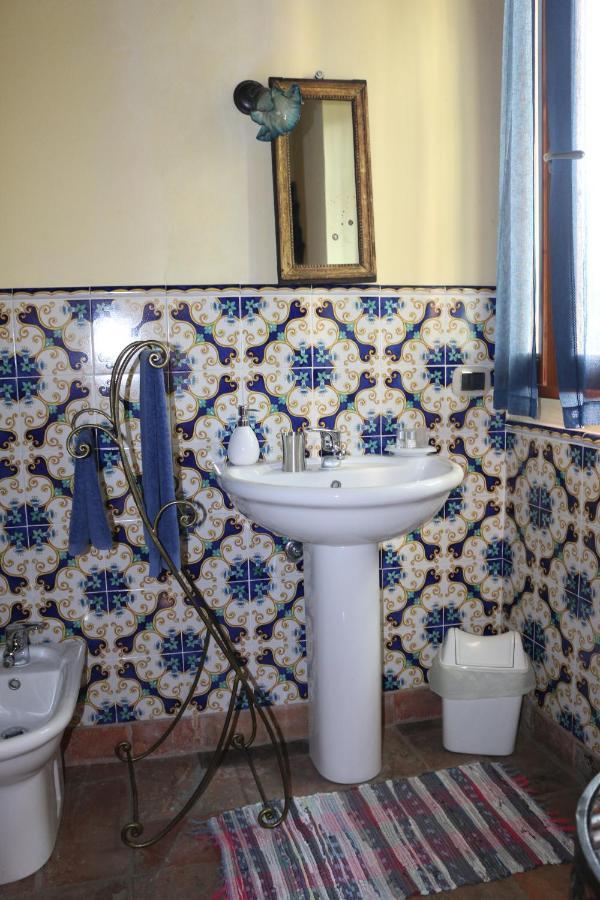 B&B Coco Loco Sesto Calende Bagian luar foto